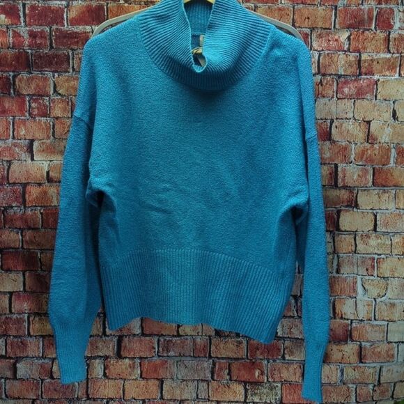 A New Day Women's Blue Mock Turtleneck Oversized Sweater! - Picture 4 of 7